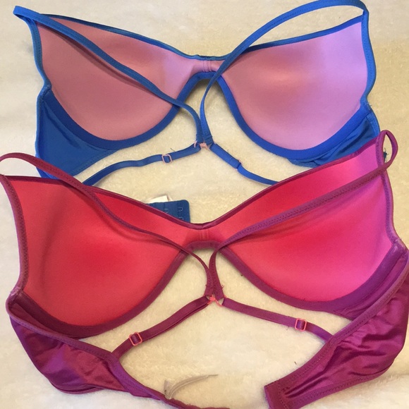 Bras - Picture 2 of 3